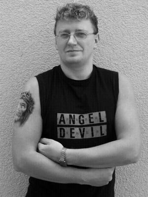 Jacek Piekara   notka biograficzna 211643,1